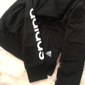 Adidas Zip Up Hoodie 🖤